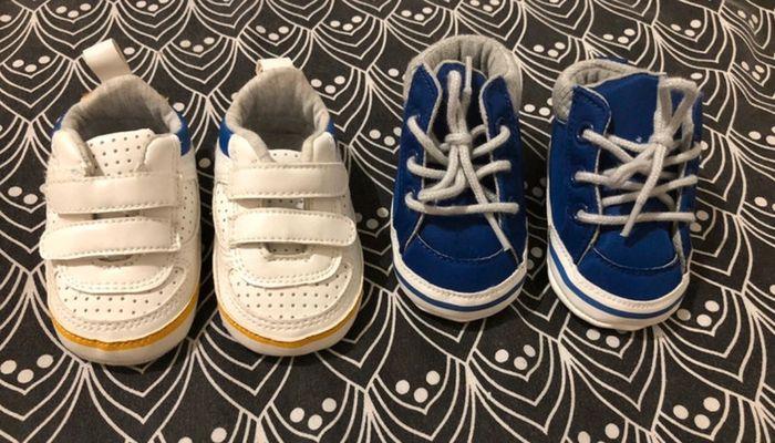 Lot de 2 paires de chaussures bébé garçon 3/6mois! - photo numéro 1