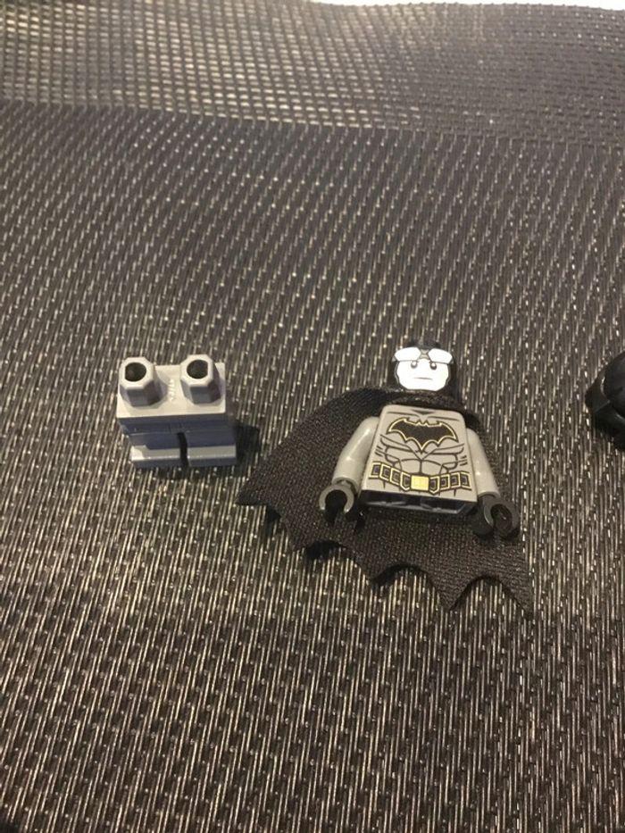 Lego DC comics Batman sh0589 minifigure mini figurine 76120 - photo numéro 3