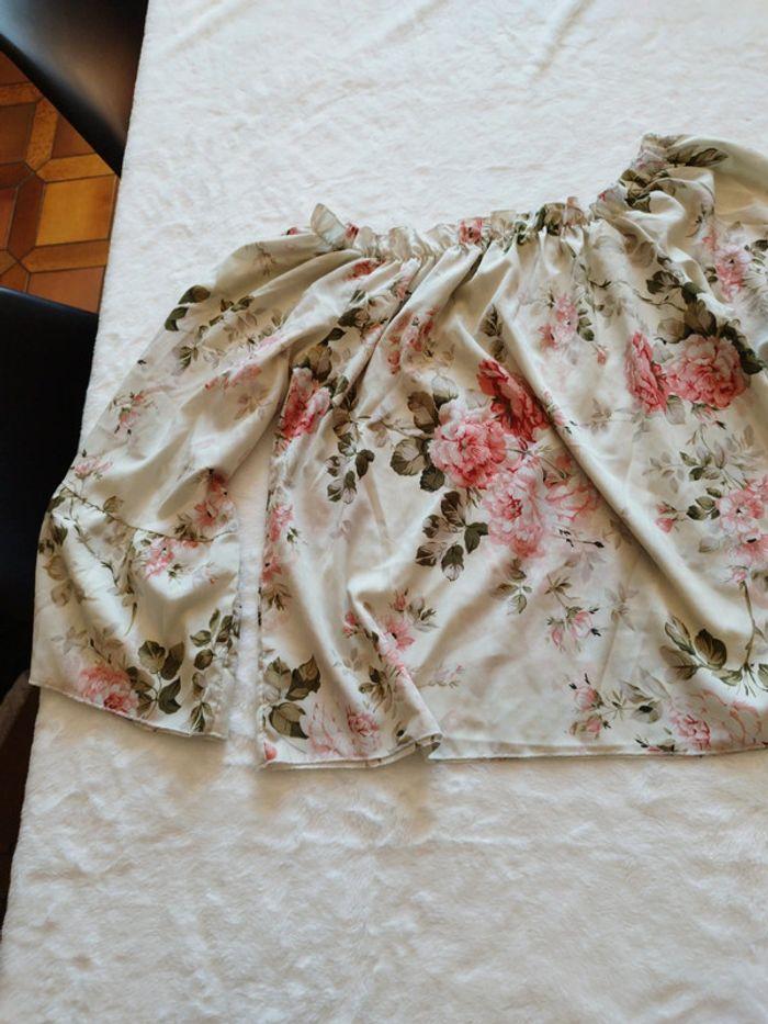 Maillot Imprimé fleurs, motifs fleuri  manche évasé maillot dos nu marque shein taille 44 xl - photo numéro 2