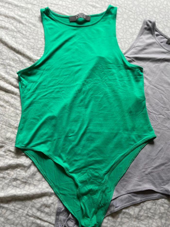 Lot body primark vert et gris - photo numéro 3