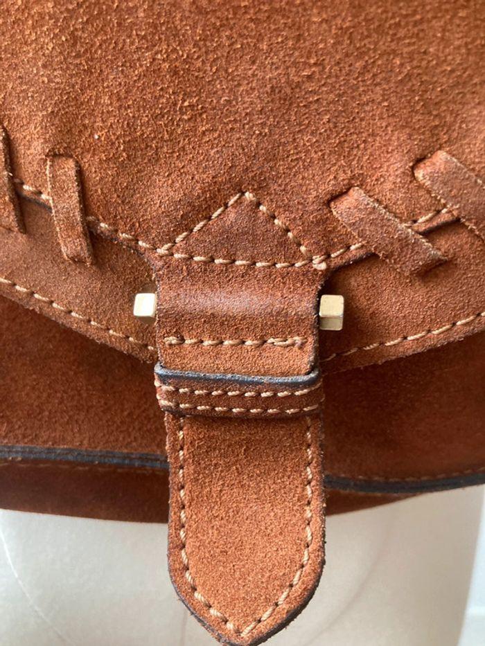 Sac pochette bandoulière croûte de cuir bovin effet daim - photo numéro 2