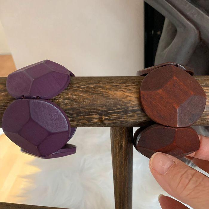 Lot de 2 bracelets élastiques bois marron et violet - photo numéro 4