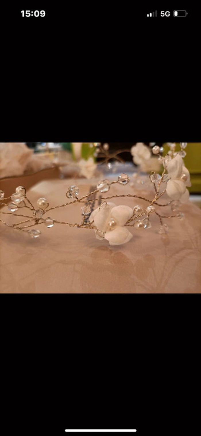 Couronne de mariée - Swarovski et perles - photo numéro 1