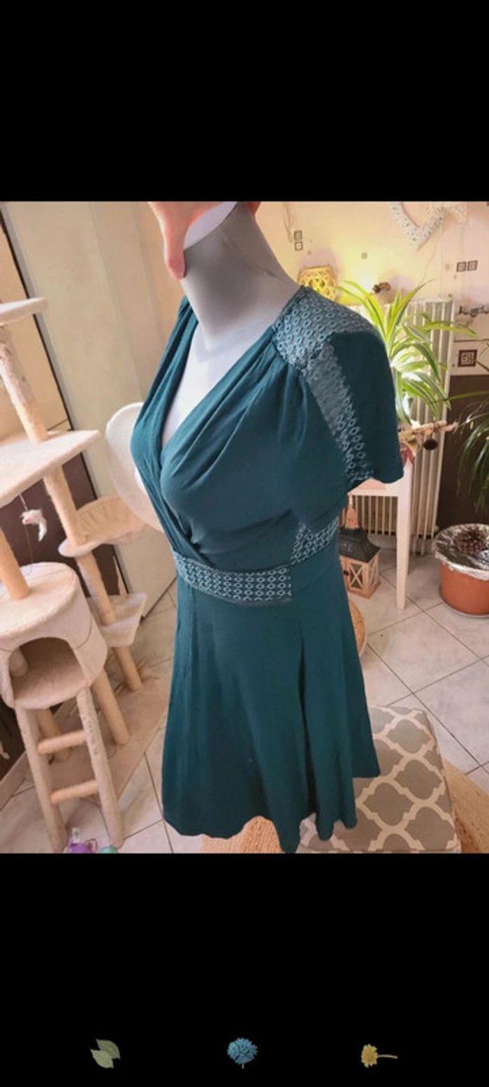 Robe camaieu vert foncé - photo numéro 4