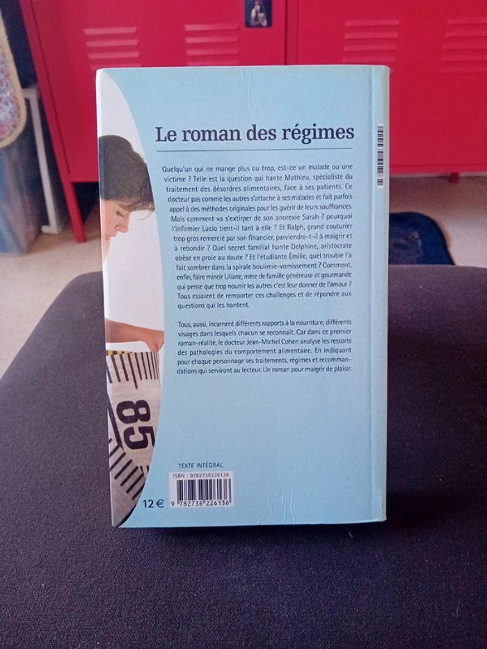 Livre 📖 le roman des régimes - photo numéro 2