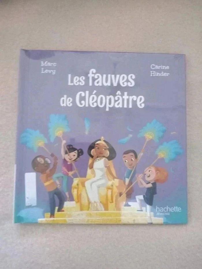 Lot de 3 petits livres 📚 neufs pour enfants encore sous plastiques - photo numéro 4