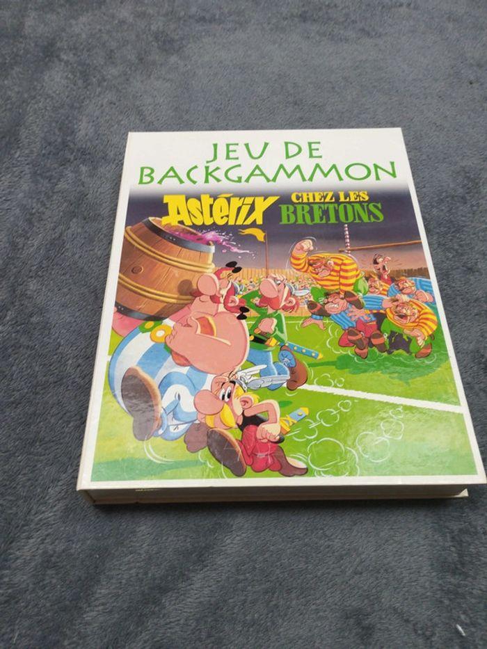 Jeu de backgammon Astérix chez les bretons - photo numéro 1