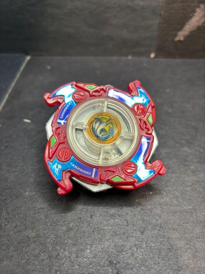 Red Dragoon F Electronic Hasbro toupie Beyblade V Force - photo numéro 1