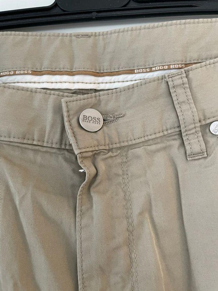 Pantalon beige taille haute coupe droit boss Hugo boss taille W38 L34 soit taille 48 - photo numéro 3