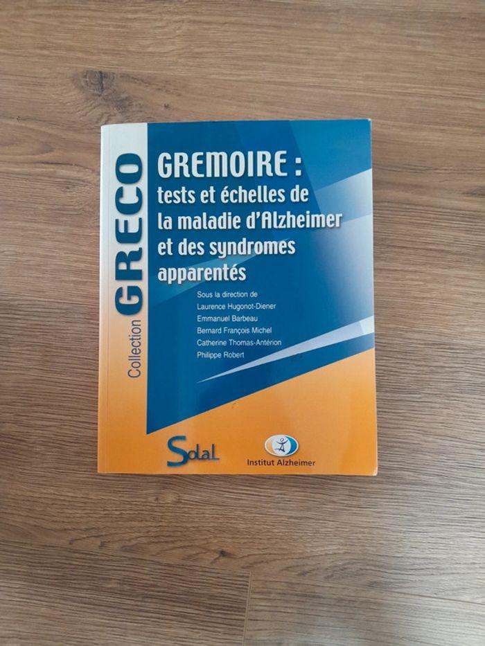 Livre « grimoire : test et échelle de la maladie d'Alzheimer et des syndromes apparentés» - photo numéro 1