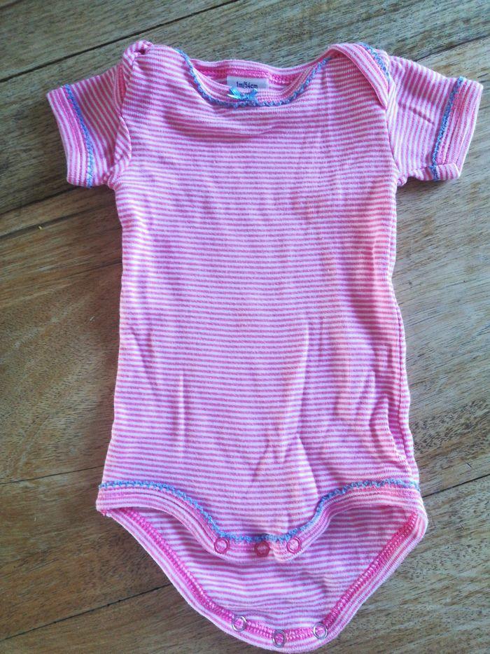 Bodie fille petit bateau