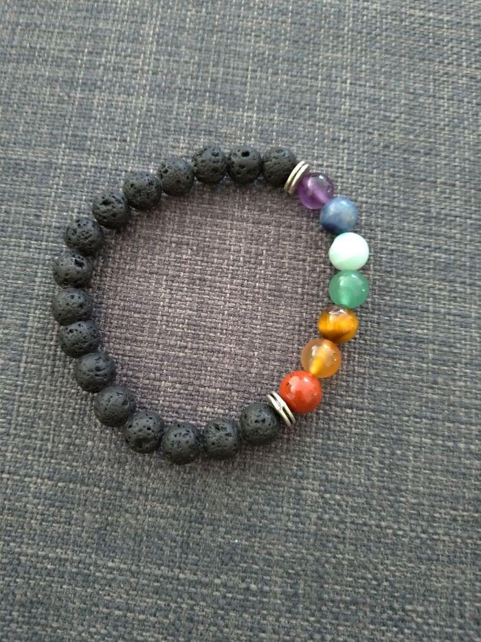 Bracelet Pierres de lave et Chakra - photo numéro 2