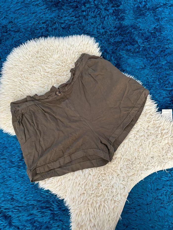 Très joli short fluide pimkie taille 46 - photo numéro 1