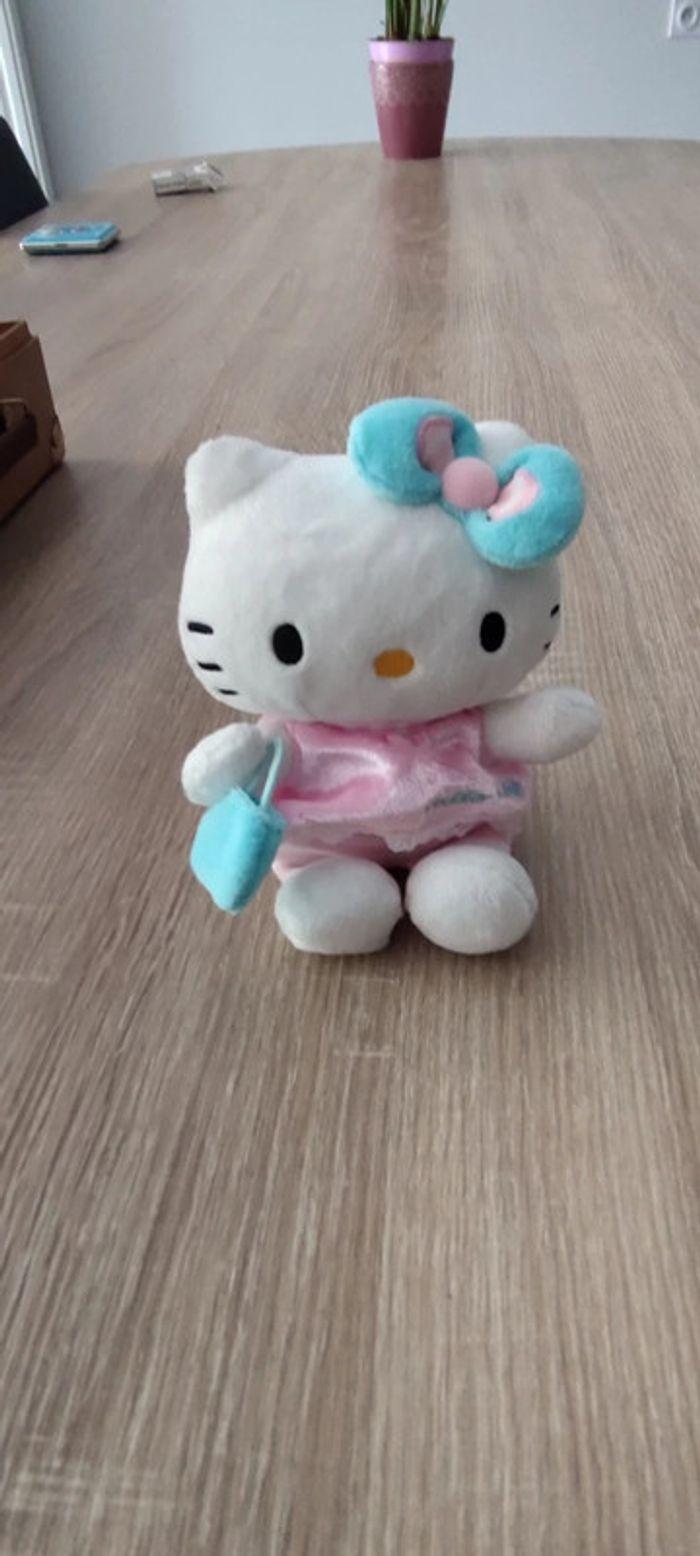 Doudou peluche Hello Kitty - photo numéro 2