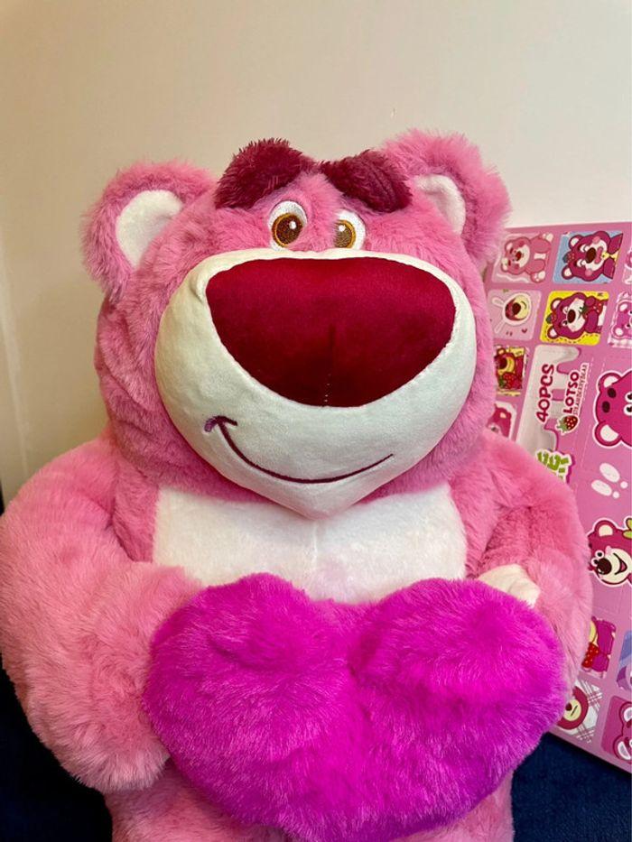 Peluche ToyStory Lotso cœur + calendrier de l’Avent Lotso - photo numéro 5