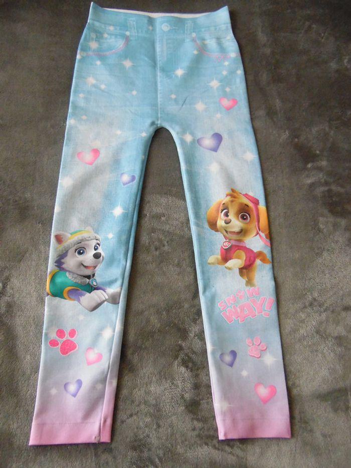 Beau legging Paw Patrol, taille 8/9 ans. - photo numéro 1