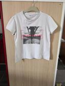 Tee. Shirt blanc fantaisie