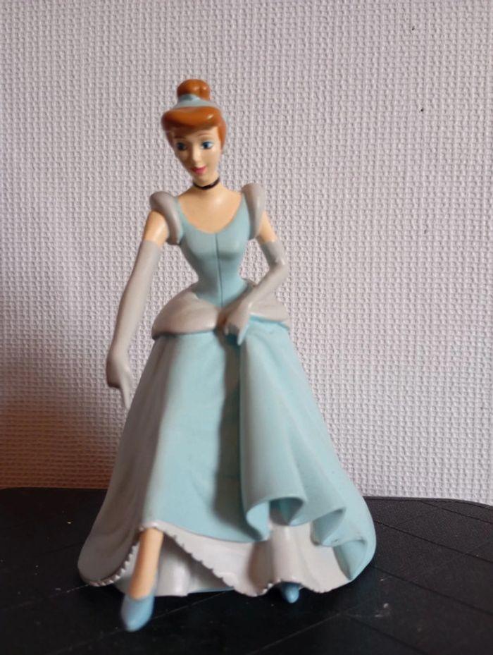 Figurine Hachette Cendrillon Disney - photo numéro 1