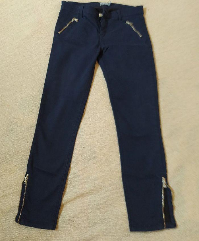 Pantalon 7/8 Stradivarius bleu marine - photo numéro 1