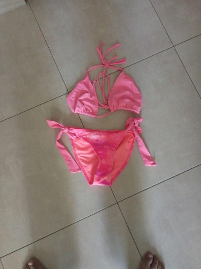 Maillot de bain 2 pièces - photo numéro 1