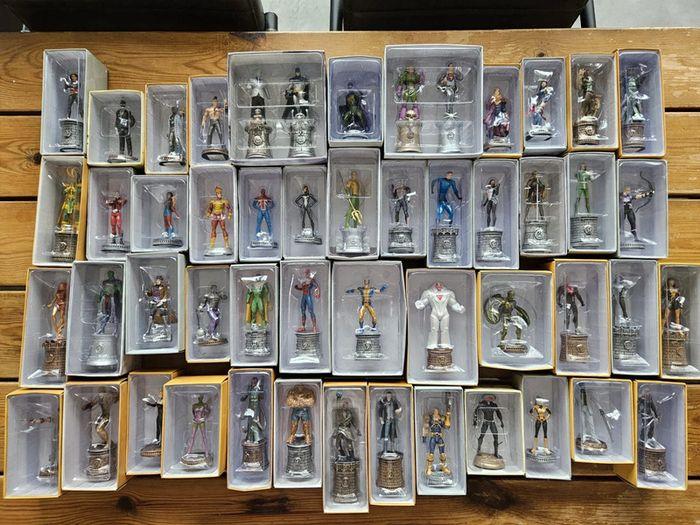 Lot de 50 figurines d'échecs Marvel Eaglemoss - photo numéro 1