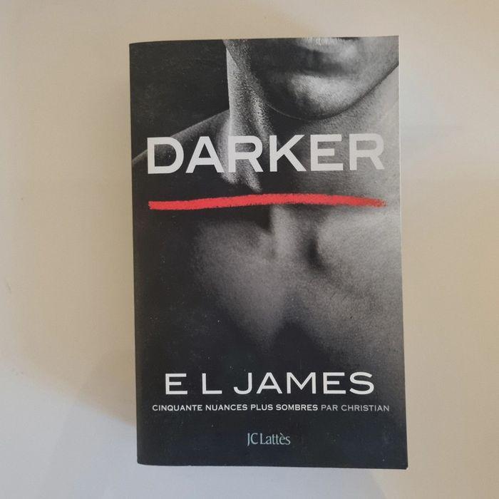 Livre "Darker" - photo numéro 1