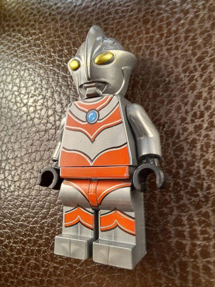 Figurine Lego compatible Ultraman - photo numéro 2