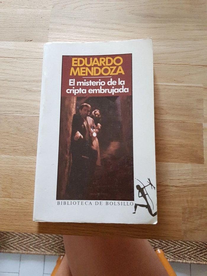 El misterio de la cripta embrujada - Eduardo Mendoza - photo numéro 1