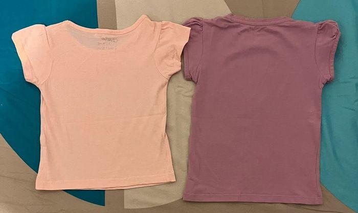 Lot de 2 thee shirt MC fille taille 2 ans ! - photo numéro 2