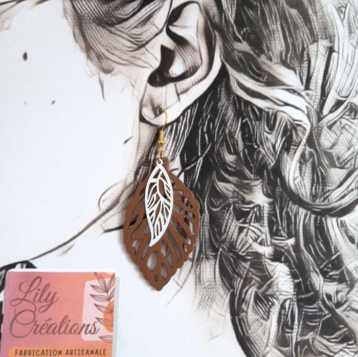 Boucles d'oreilles feuilles en bois (marron) et blanches LC266 - photo numéro 2