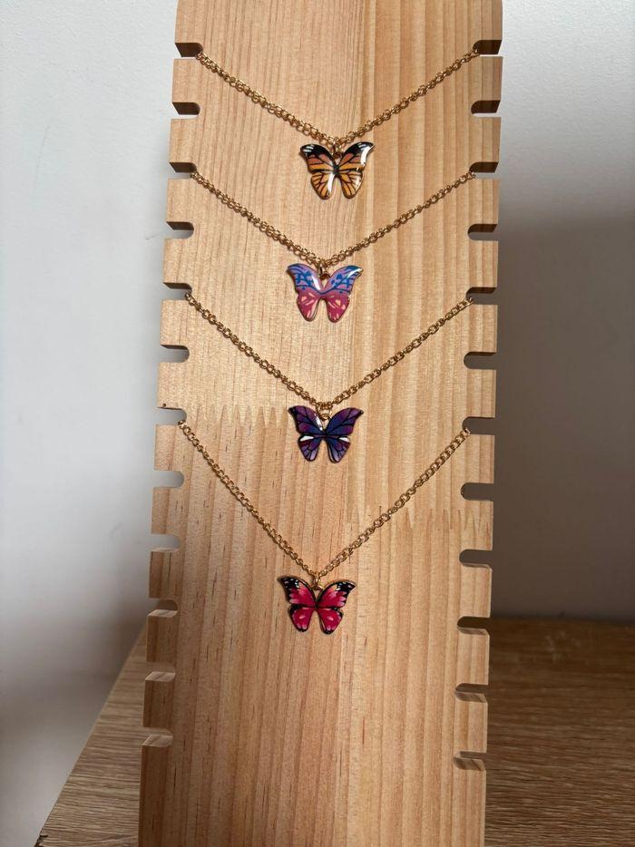 Collier papillon 🦋 - photo numéro 2