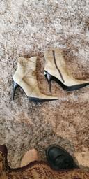 Boots Casadei