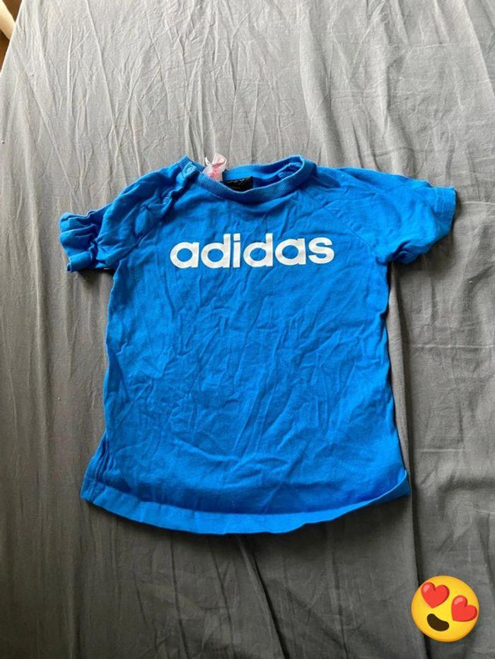 🐣 t-shirt adidas très bon état 12-18 mois 🐣 - photo numéro 4