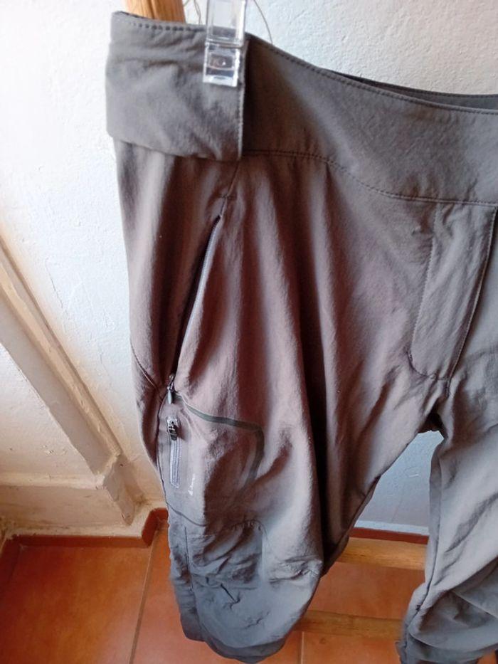 Pantalon de sport taille 40 - photo numéro 2