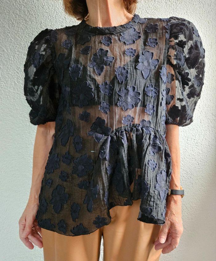 Top transparent dentelle noir et bleu marine Zara S - photo numéro 1