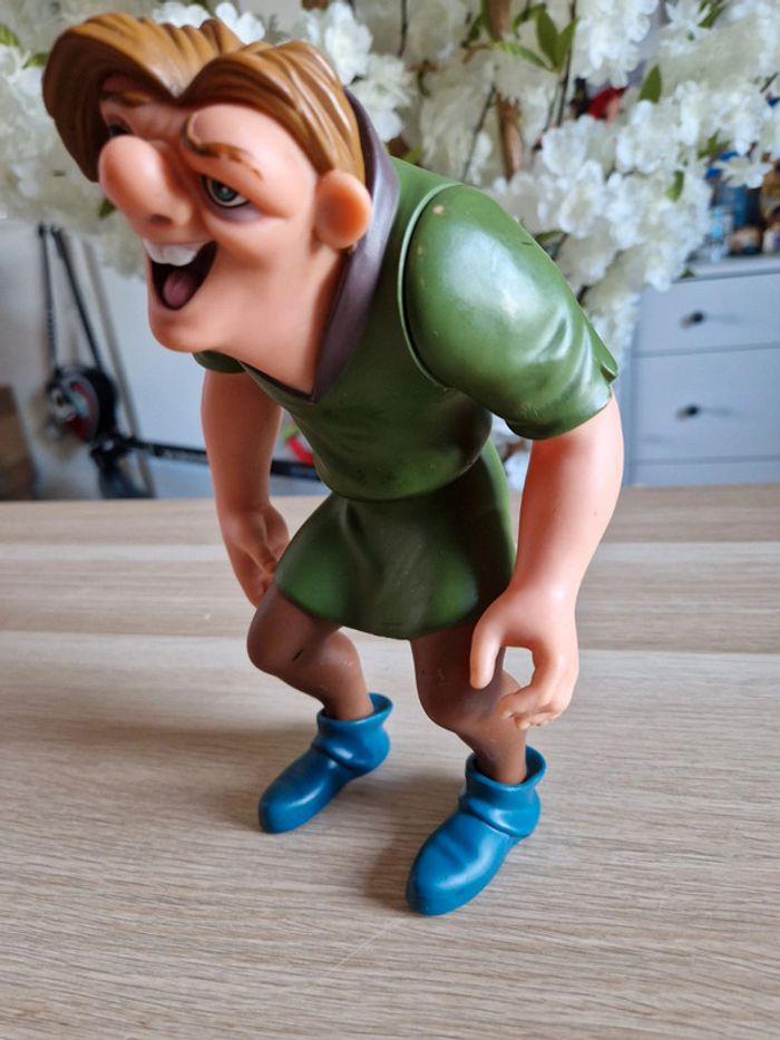 Grande figurine quaismodo disney bossu de notre dame - photo numéro 6