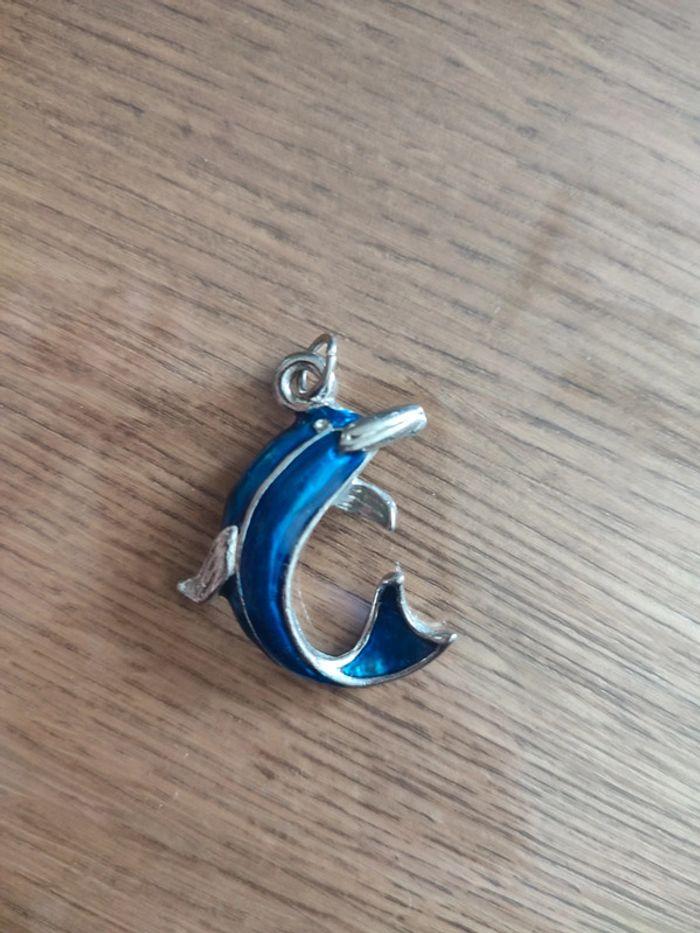 Pendentif dauphin - photo numéro 1