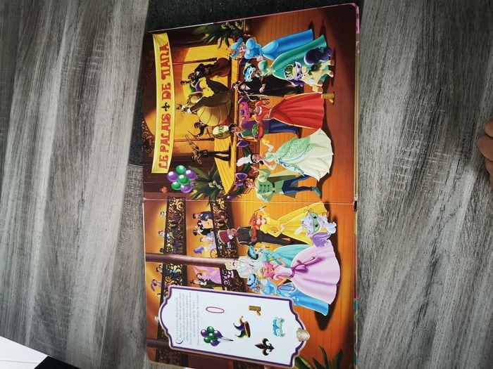 Livre cherche et trouve Disney - photo numéro 2