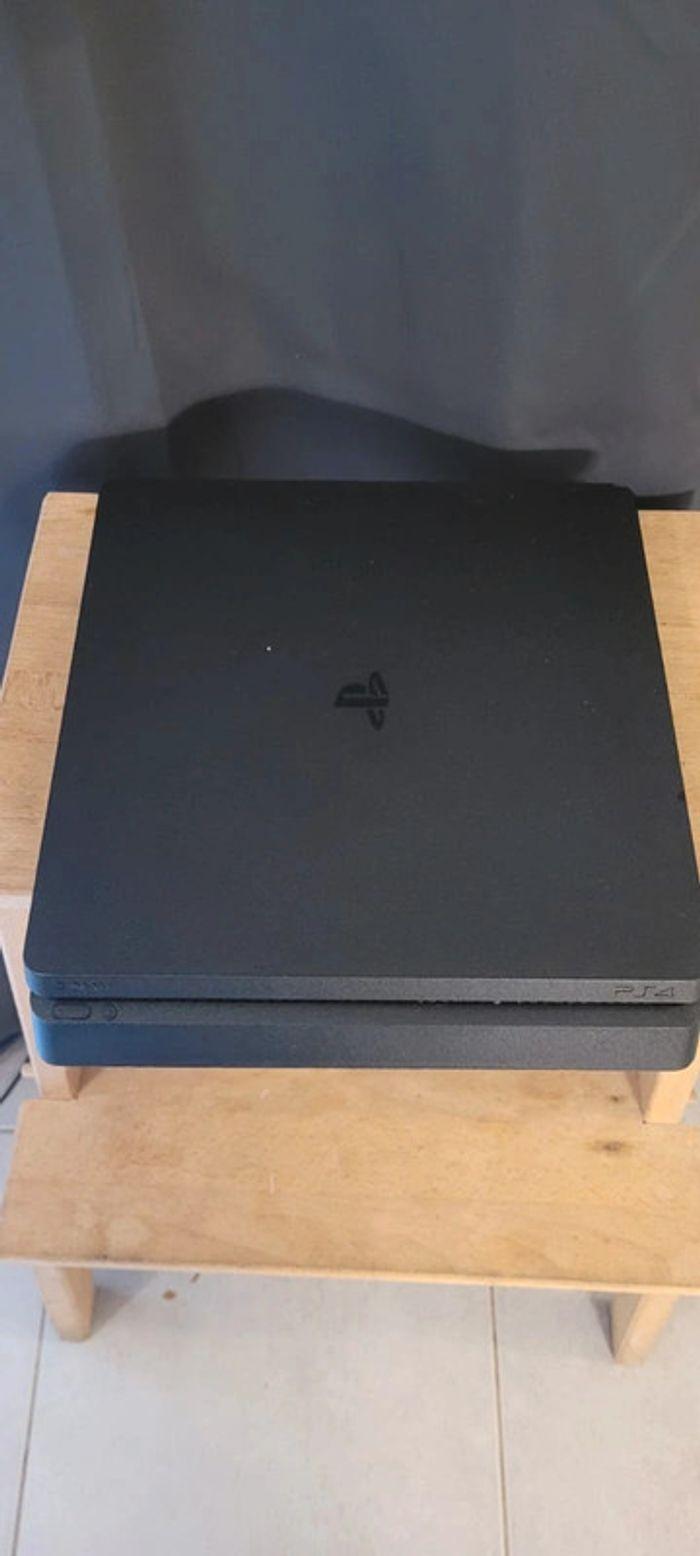 Ps4 slim 1 tb - photo numéro 2