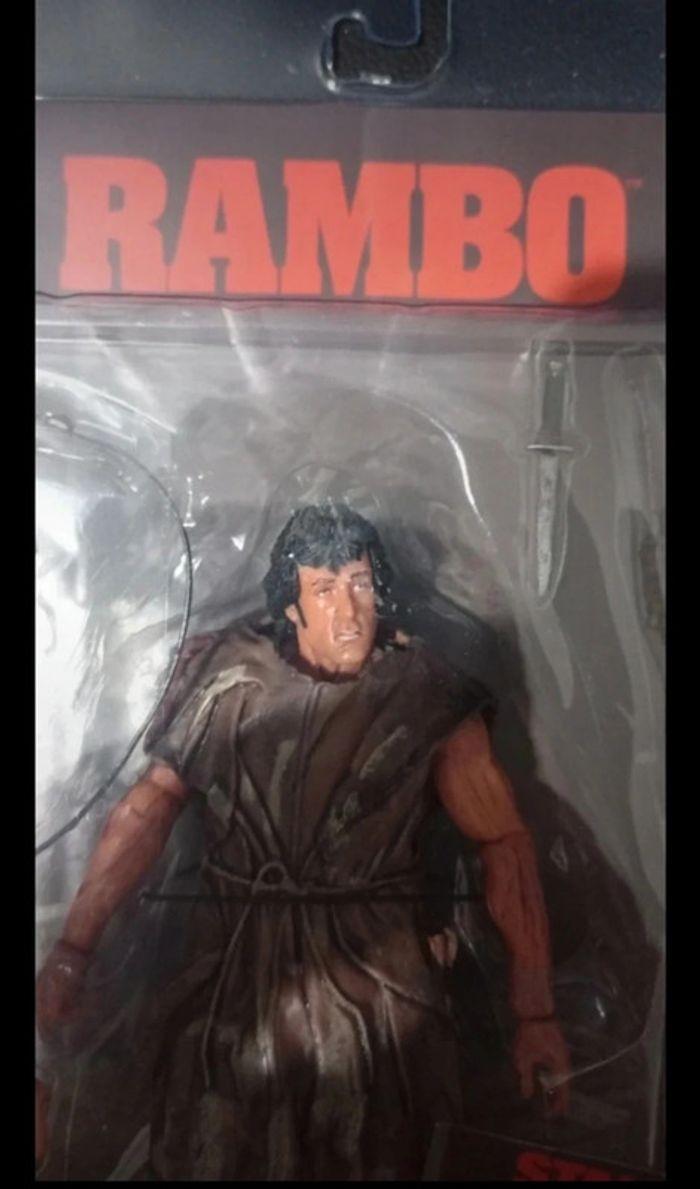 😍neca figurine neuve rambo 1 Sylvester Stallone survival édition - photo numéro 7