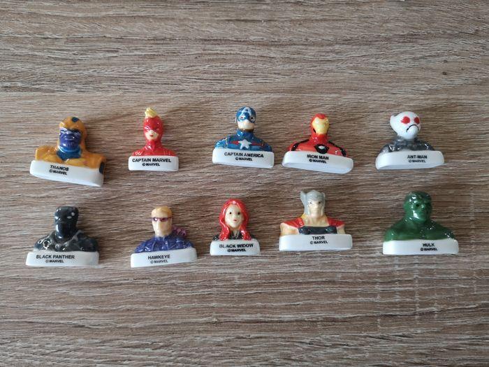 Figurines avengers