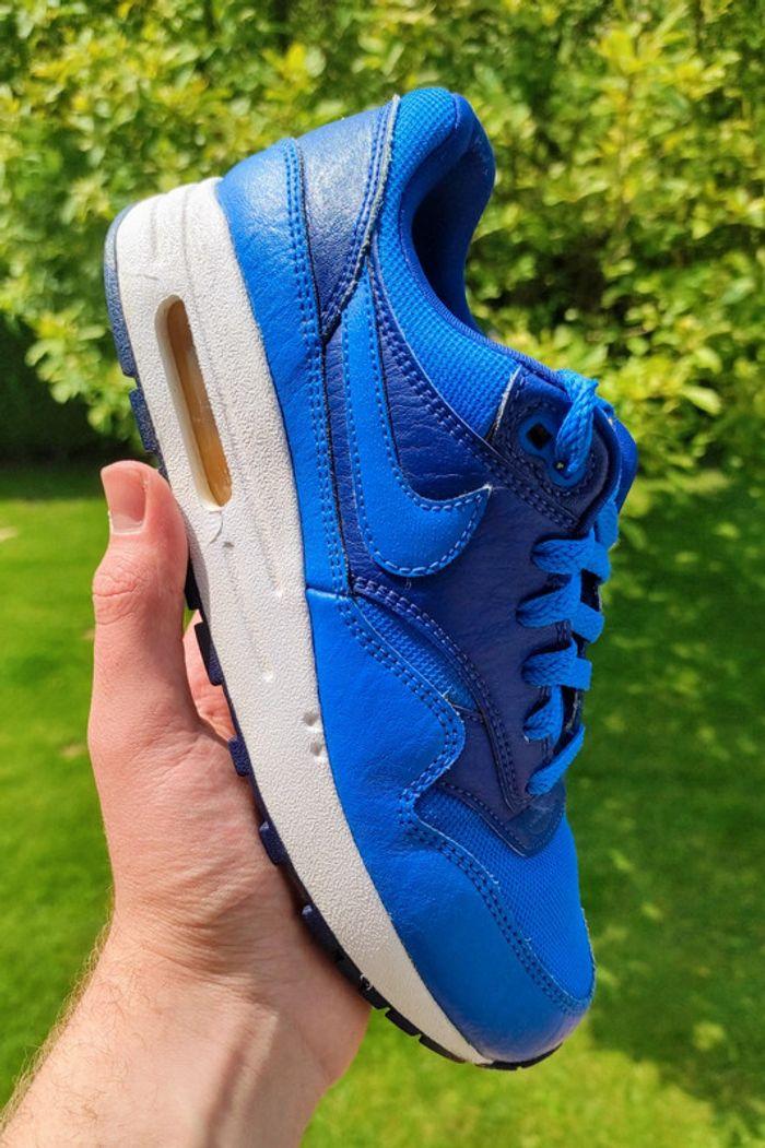 Basket Nike air max 1 hyper cobalt blue pointure 38 neuves sans boîte d'origine - photo numéro 1