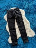 Joli jeans noir bershka taille 38