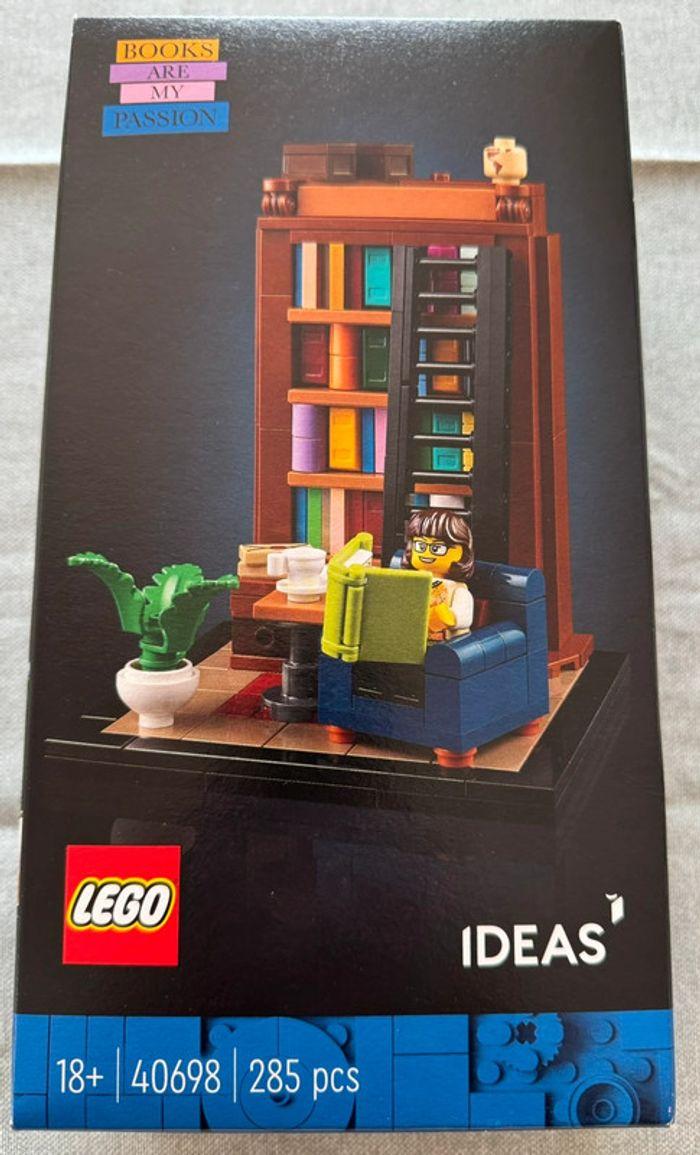 LEGO 40698 : les livres sont ma passion - photo numéro 1