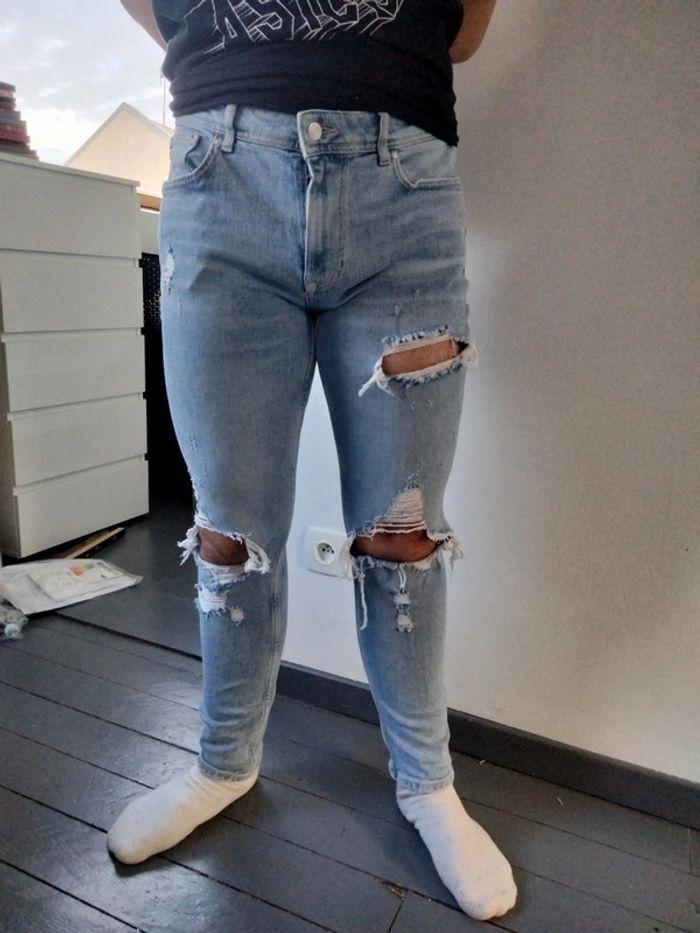 Magnifique jean homme Bershka taille 40 - photo numéro 1