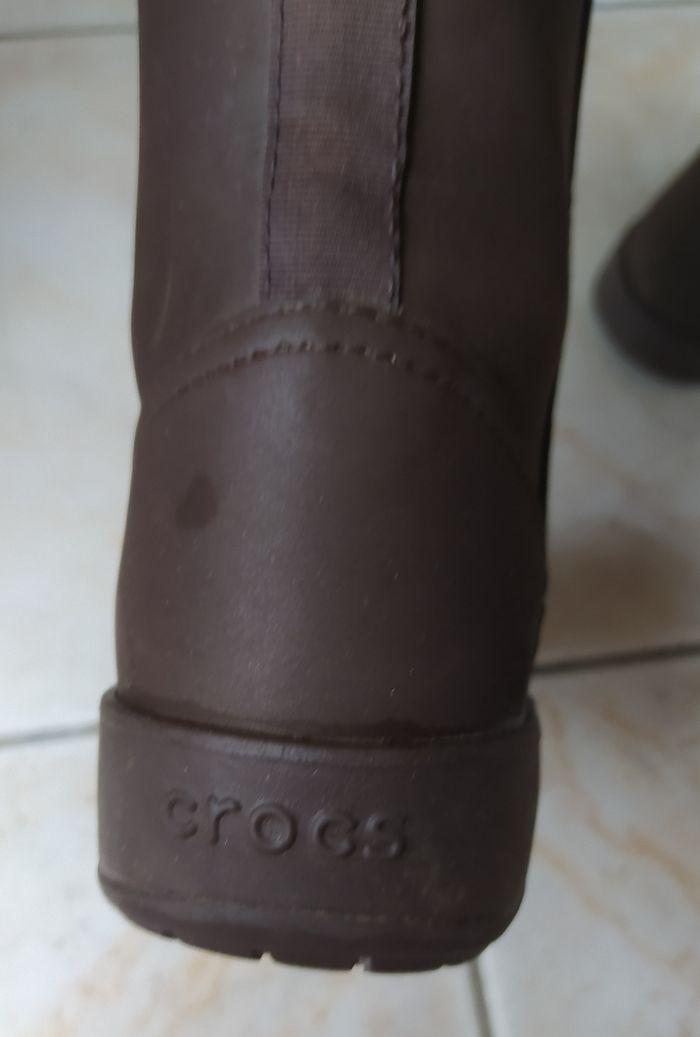 Bottes fourrées crocs taille 36. - photo numéro 3