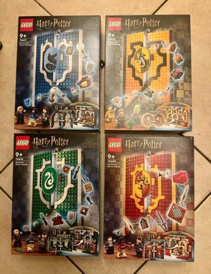 LEGO Harry Potter - lot des 4 blasons des maisons (76409 76410 76411 76412)- NEUF - photo numéro 1