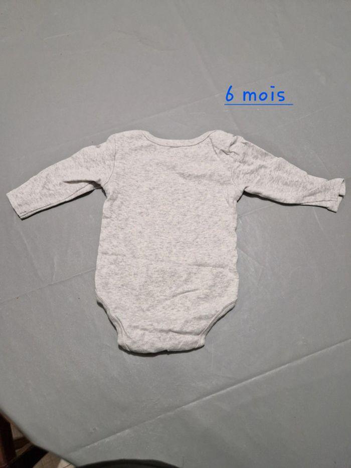 Lot de 10 body 6 mois - photo numéro 17