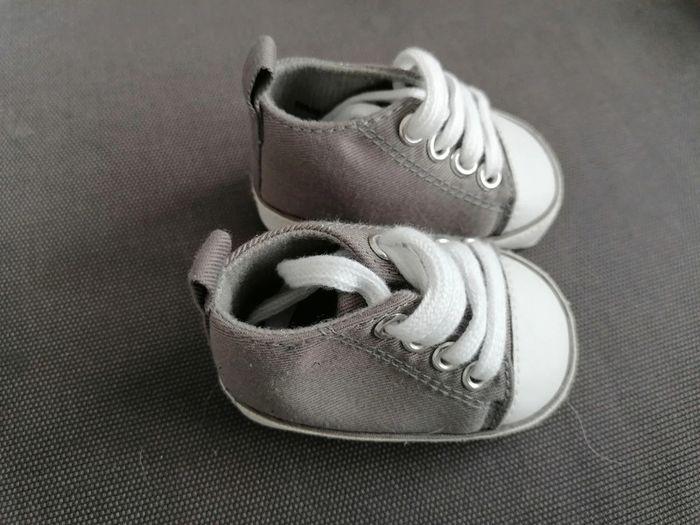 Chaussures basket bébé garçon avec lacets neuf - photo numéro 2