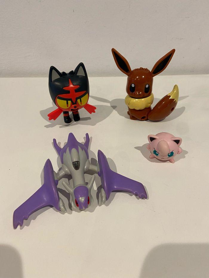 Lot figurines Pokémon - photo numéro 1